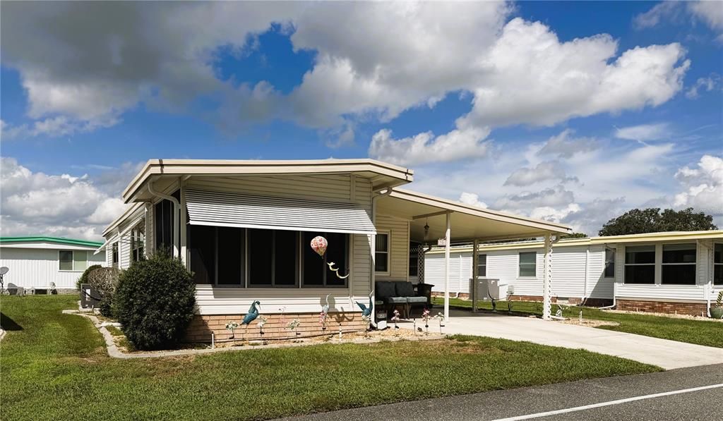 For Sale: $95,000 (2 beds, 2 baths, 1056 Square Feet)