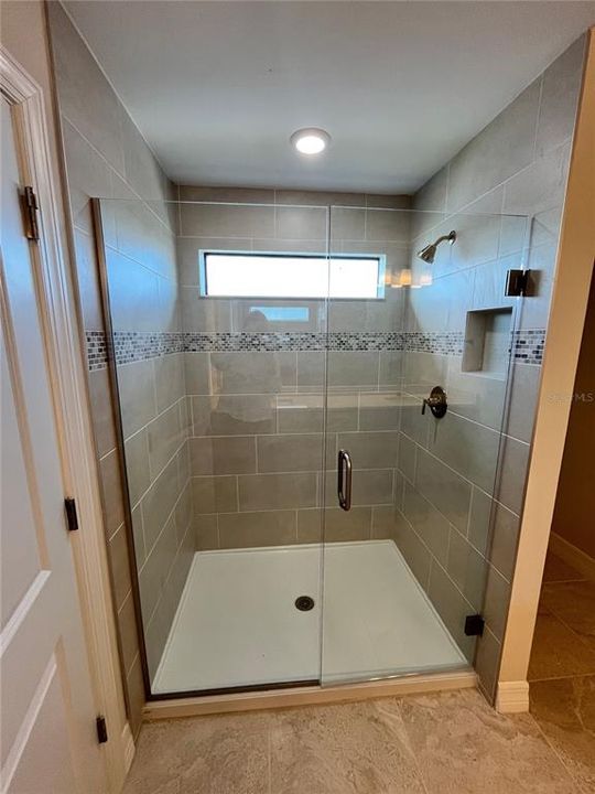В аренду: $3,900 (5 спален, 4 ванн, 3652 Квадратных фут)