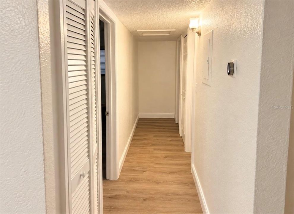 На продажу: $499,000 (6 спален, 3 ванн, 2304 Квадратных фут)