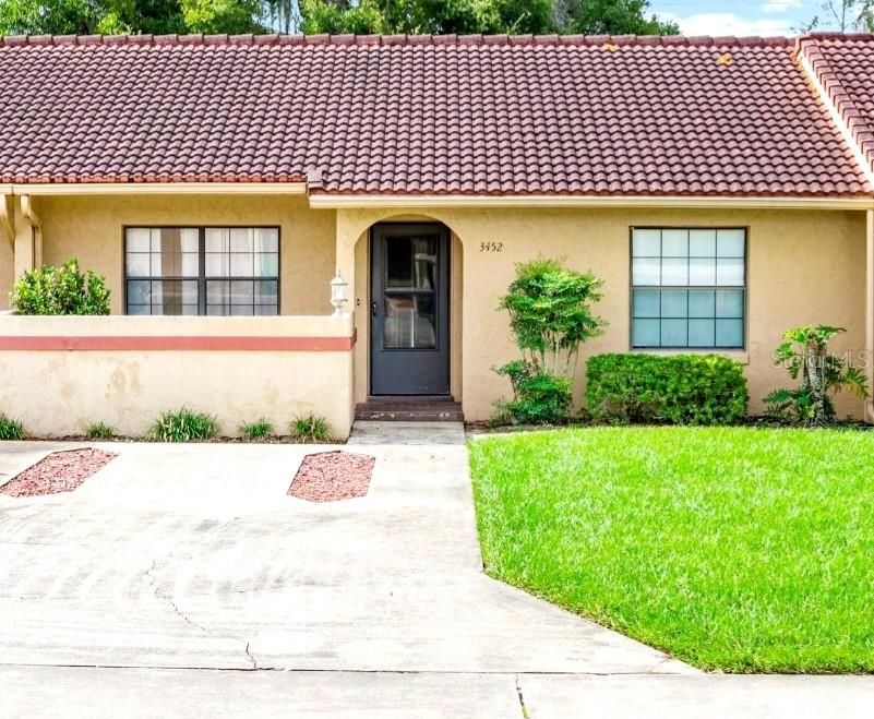 For Sale: $149,000 (2 beds, 2 baths, 1116 Square Feet)