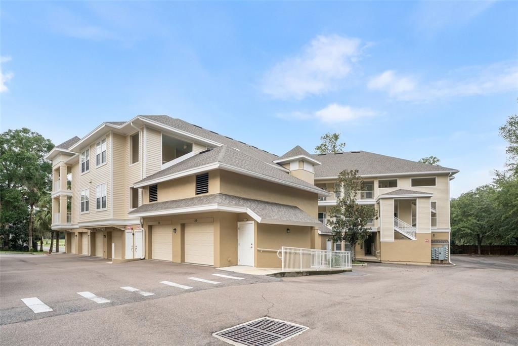 For Sale: $270,000 (3 beds, 2 baths, 1449 Square Feet)