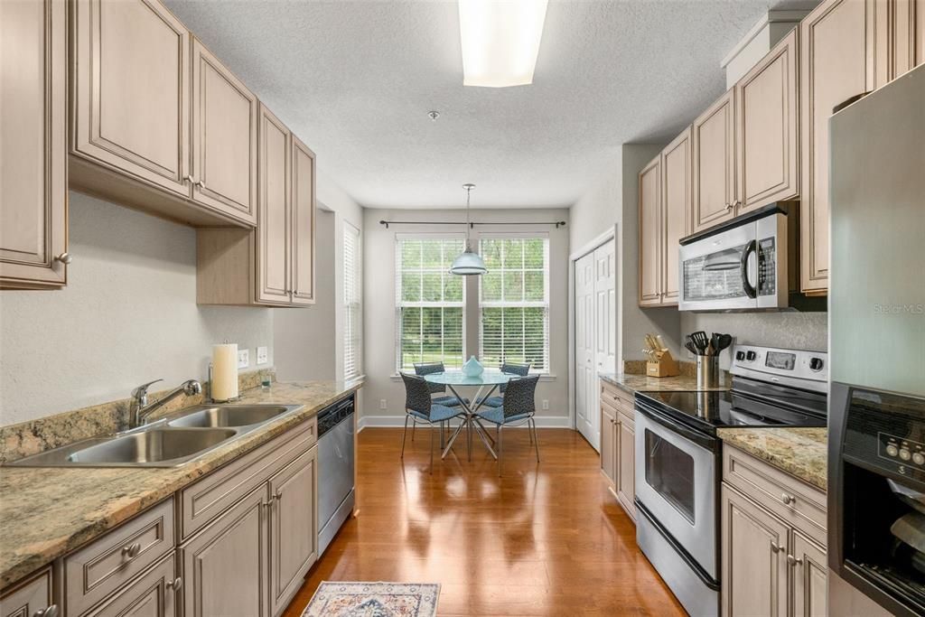 For Sale: $270,000 (3 beds, 2 baths, 1449 Square Feet)
