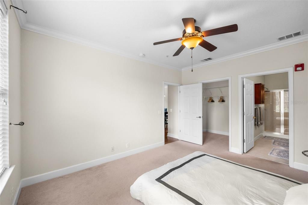 For Sale: $270,000 (3 beds, 2 baths, 1449 Square Feet)