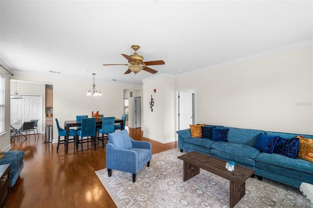 For Sale: $270,000 (3 beds, 2 baths, 1449 Square Feet)