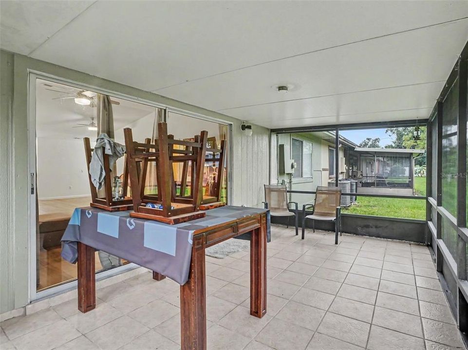 На продажу: $279,900 (3 спален, 2 ванн, 1331 Квадратных фут)