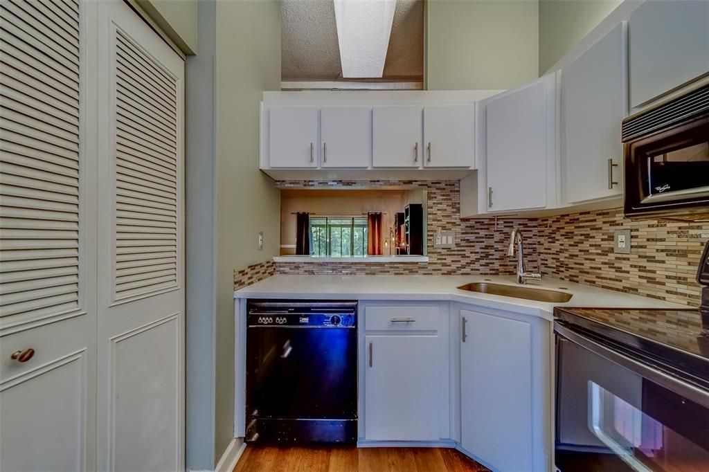 En Venta: $225,000 (2 camas, 2 baños, 1170 Pies cuadrados)