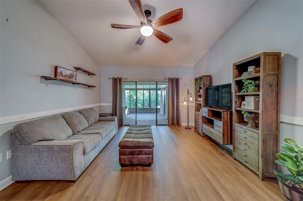 En Venta: $225,000 (2 camas, 2 baños, 1170 Pies cuadrados)