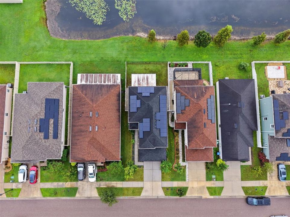 На продажу: $370,000 (3 спален, 2 ванн, 2426 Квадратных фут)