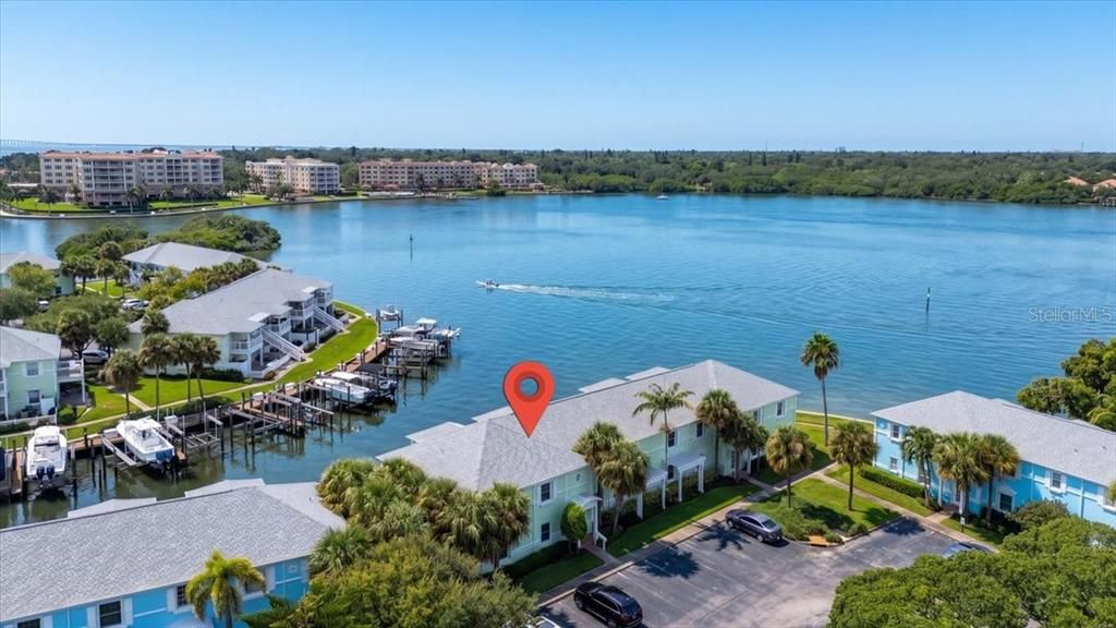 На продажу: $399,000 (2 спален, 1 ванн, 825 Квадратных фут)