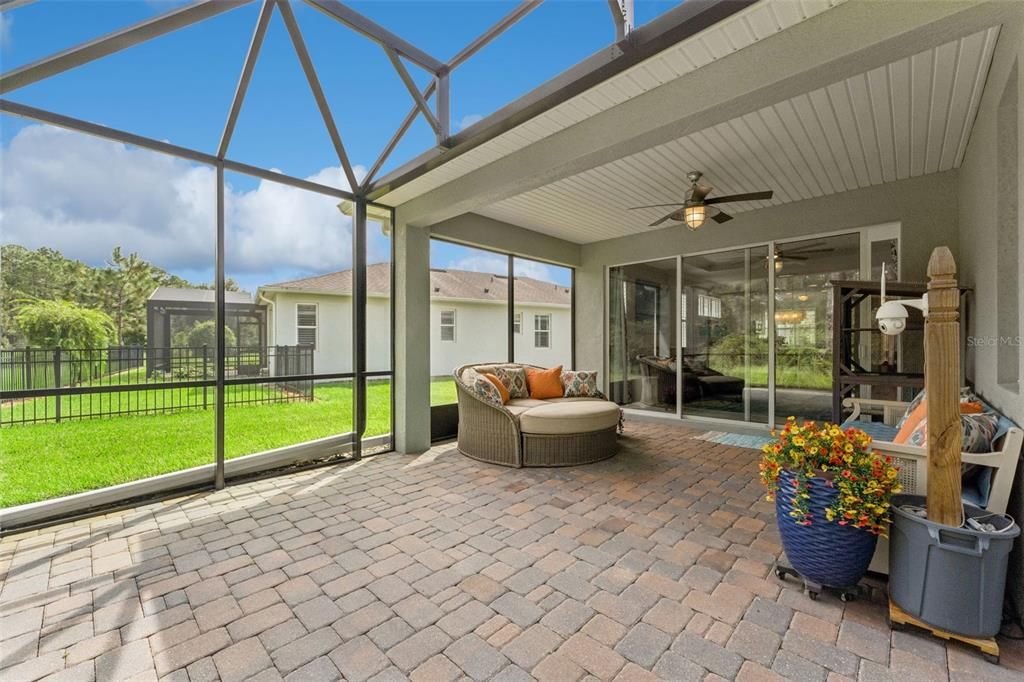 En Venta: $370,000 (2 camas, 2 baños, 1651 Pies cuadrados)