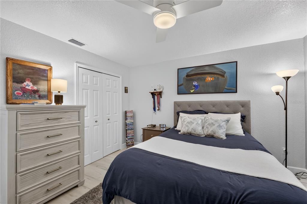 For Sale: $450,000 (3 beds, 2 baths, 1983 Square Feet)