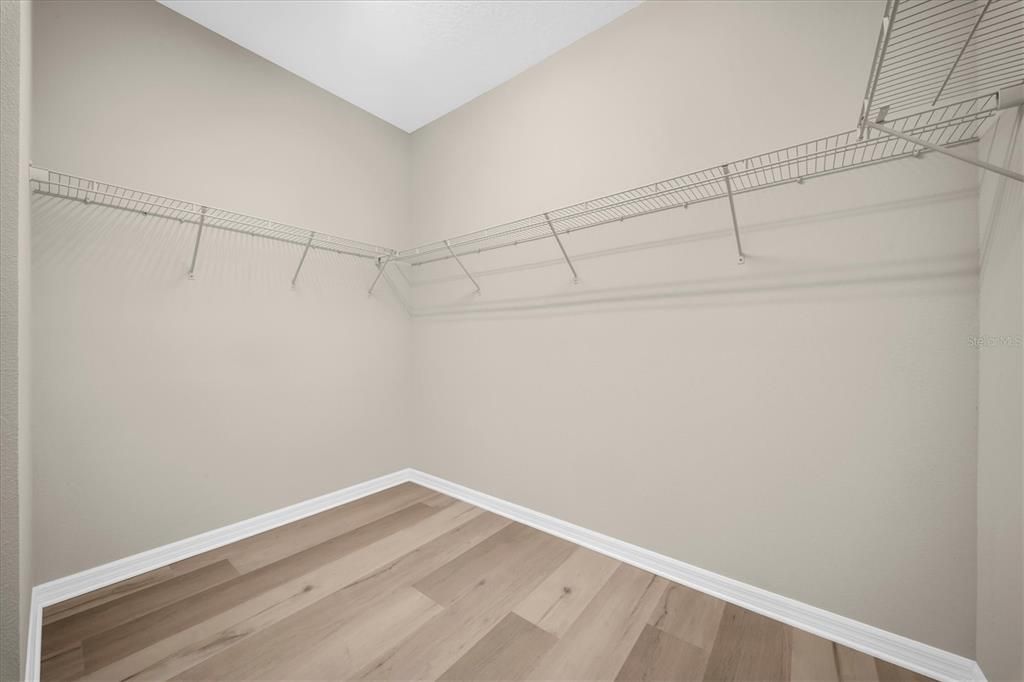 For Sale: $515,000 (3 beds, 2 baths, 2006 Square Feet)