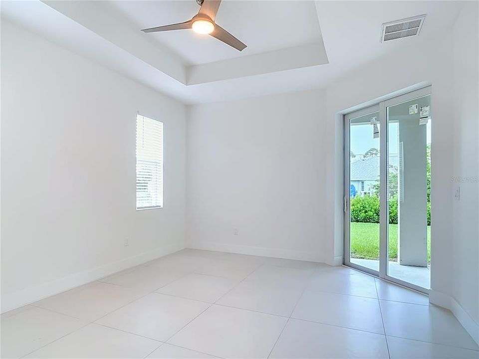 For Sale: $325,000 (3 beds, 2 baths, 1486 Square Feet)