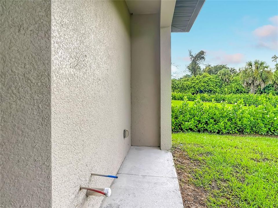 For Sale: $325,000 (3 beds, 2 baths, 1486 Square Feet)