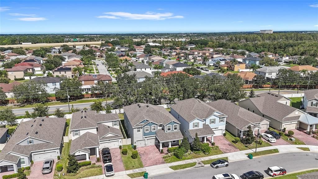 For Sale: $869,000 (5 beds, 4 baths, 3710 Square Feet)