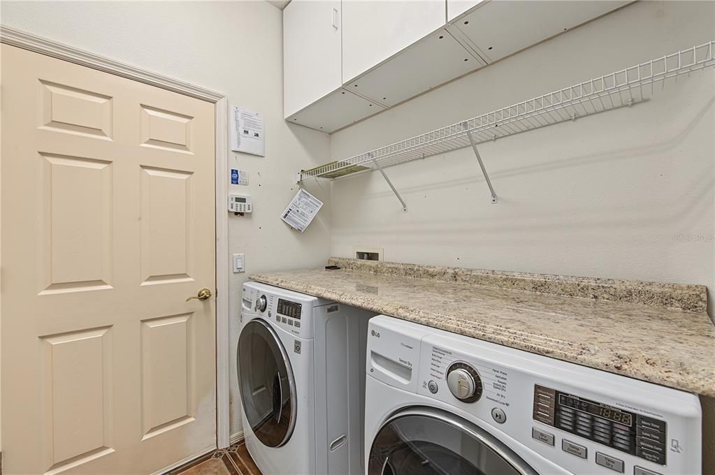 For Sale: $449,000 (3 beds, 2 baths, 1839 Square Feet)