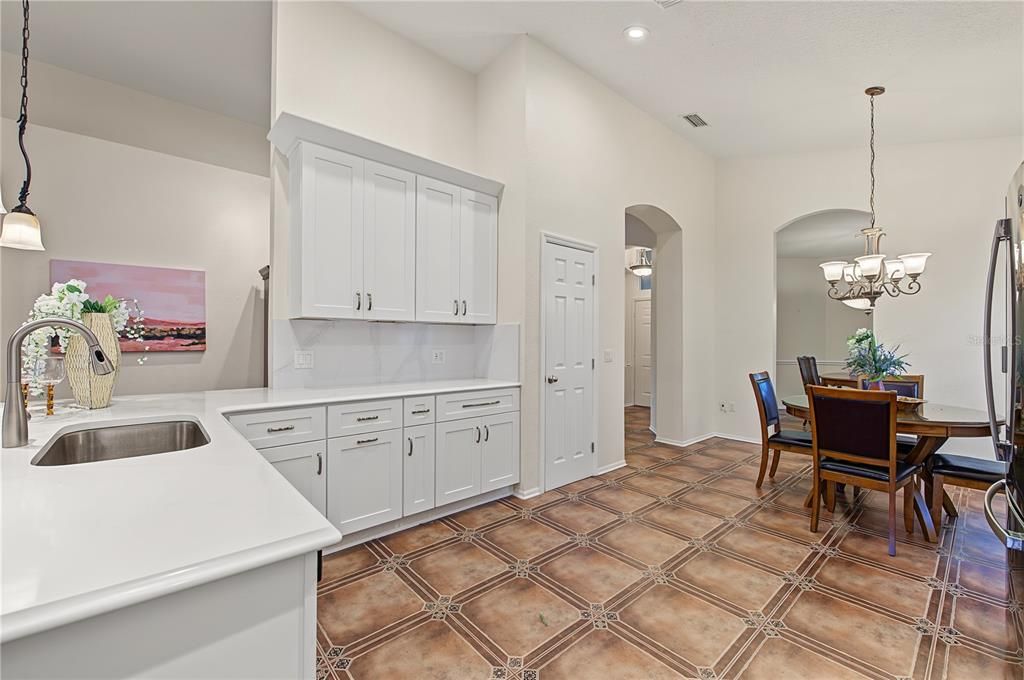 For Sale: $449,000 (3 beds, 2 baths, 1839 Square Feet)