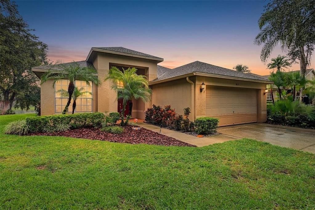 For Sale: $449,000 (3 beds, 2 baths, 1839 Square Feet)