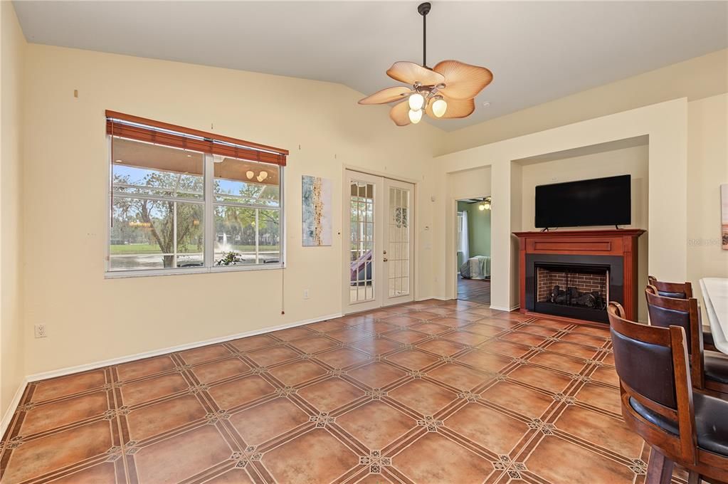 For Sale: $449,000 (3 beds, 2 baths, 1839 Square Feet)