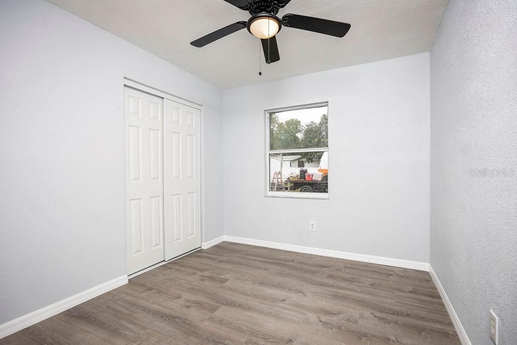 For Sale: $295,000 (3 beds, 2 baths, 1038 Square Feet)