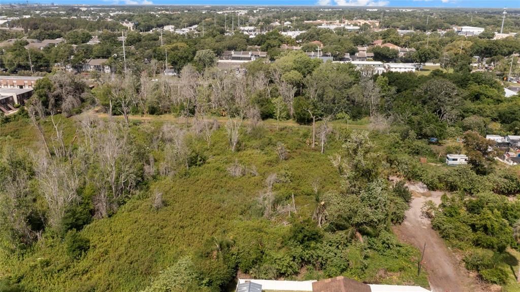 На продажу: $329,000 (0.67 acres)