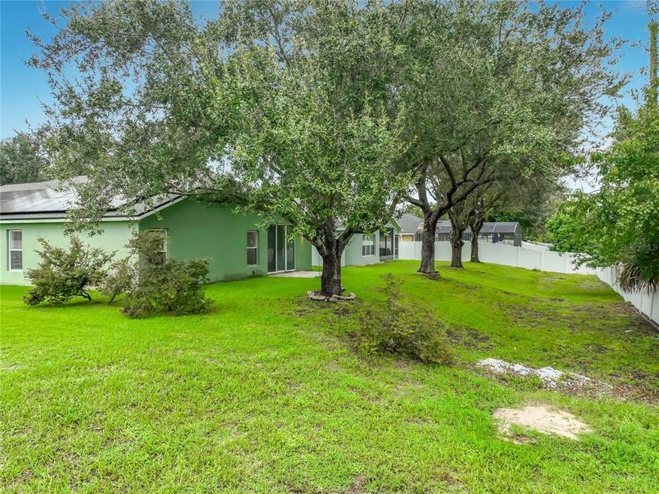 For Sale: $415,000 (4 beds, 2 baths, 1959 Square Feet)