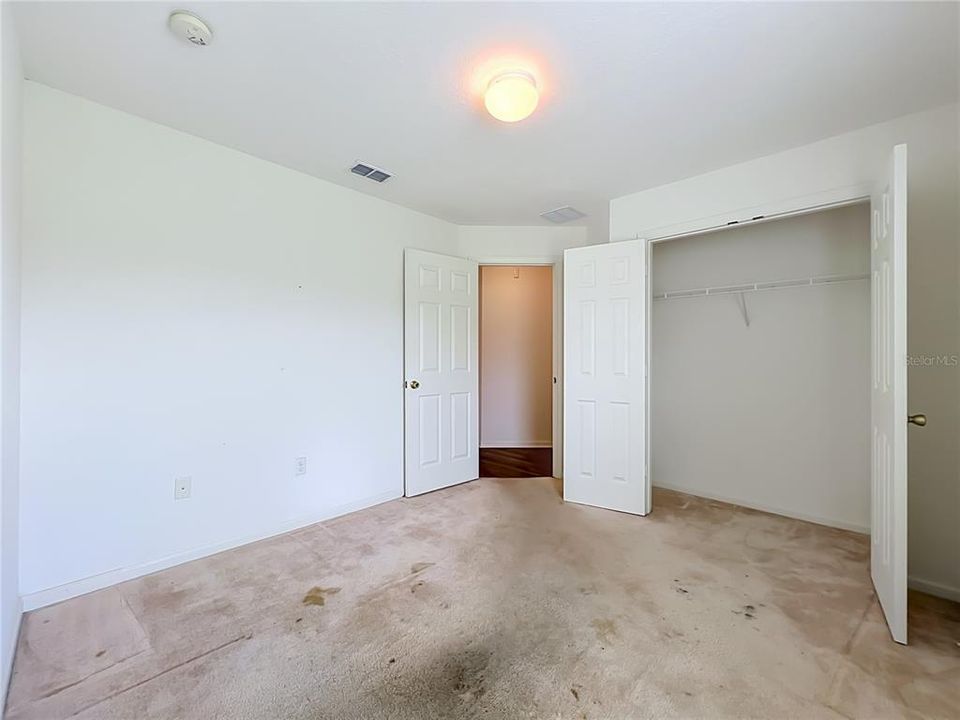 For Sale: $415,000 (4 beds, 2 baths, 1959 Square Feet)