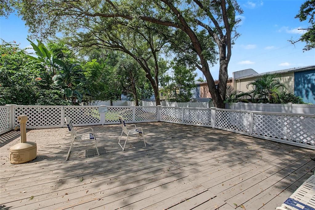 En Venta: $335,000 (2 camas, 2 baños, 1400 Pies cuadrados)