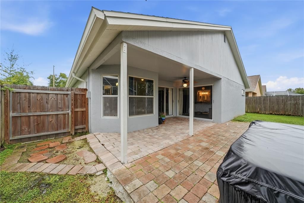 En Venta: $349,999 (3 camas, 2 baños, 1705 Pies cuadrados)