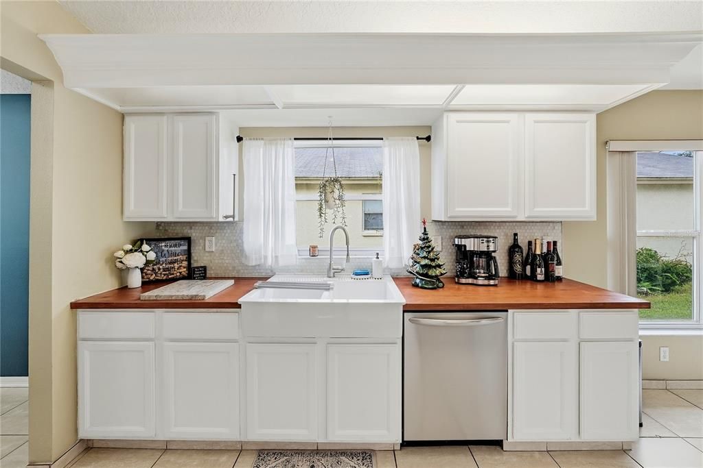 En Venta: $349,999 (3 camas, 2 baños, 1705 Pies cuadrados)