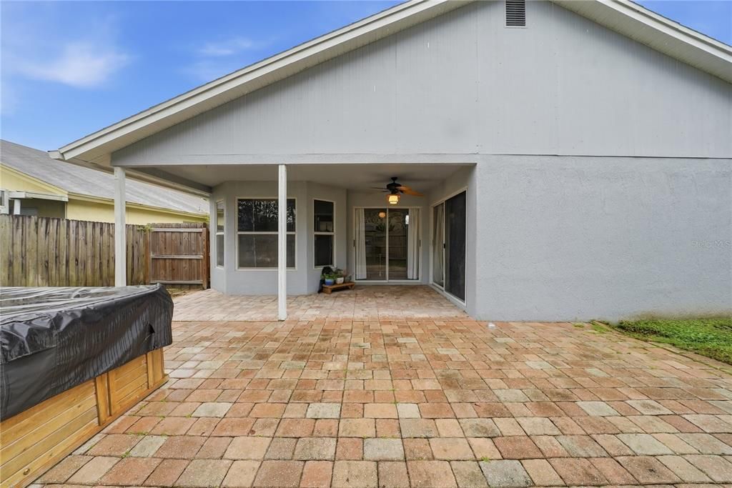 En Venta: $349,999 (3 camas, 2 baños, 1705 Pies cuadrados)