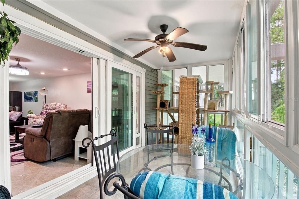 En Venta: $291,700 (2 camas, 2 baños, 1611 Pies cuadrados)