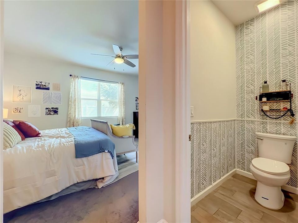 For Sale: $379,000 (4 beds, 2 baths, 1928 Square Feet)