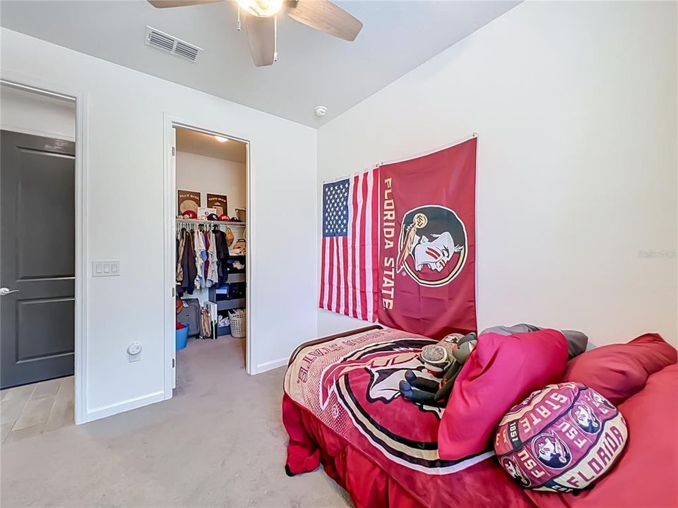 For Sale: $379,000 (4 beds, 2 baths, 1928 Square Feet)