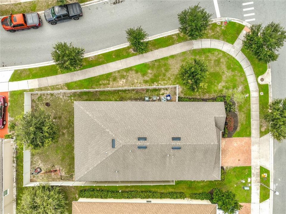 For Sale: $379,000 (4 beds, 2 baths, 1928 Square Feet)