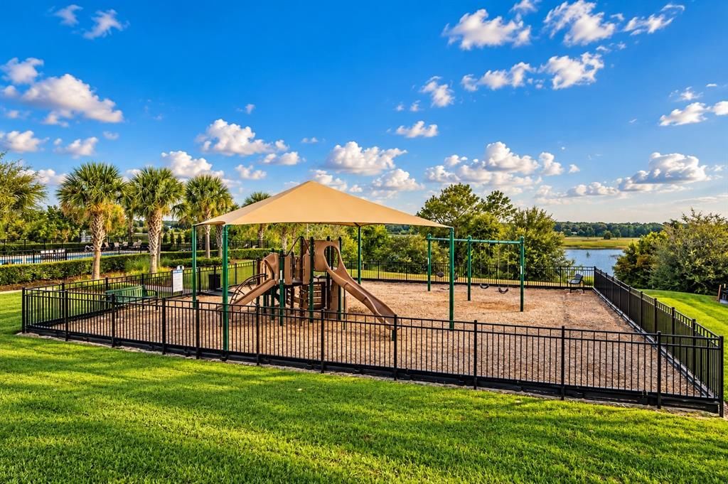 For Sale: $379,000 (4 beds, 2 baths, 1928 Square Feet)