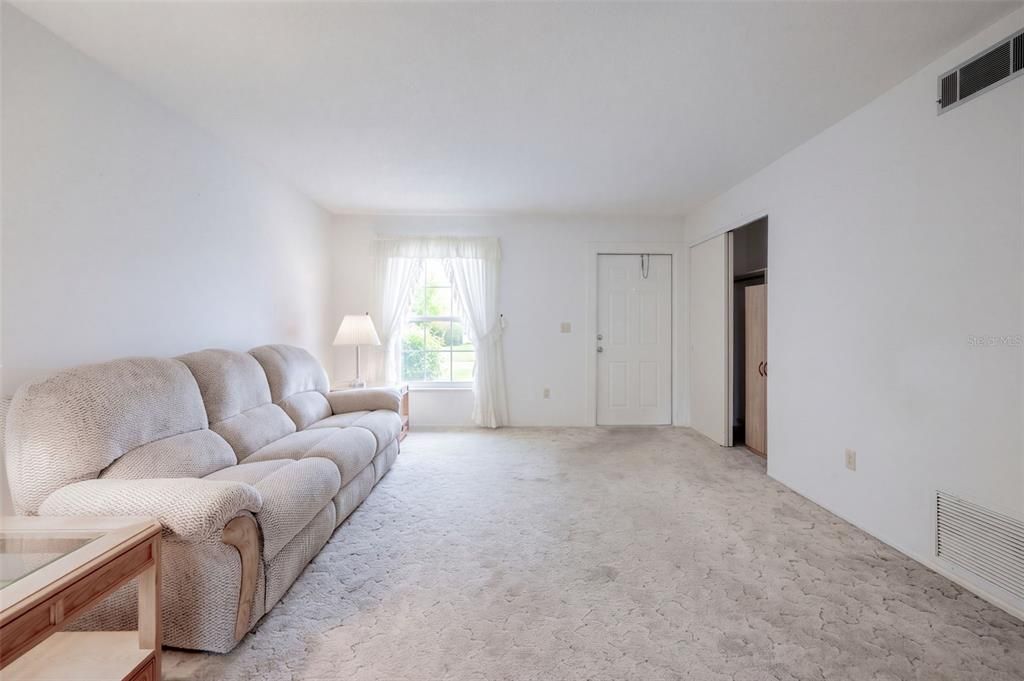 En Venta: $275,000 (3 camas, 1 baños, 1014 Pies cuadrados)