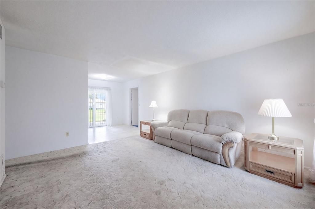 En Venta: $275,000 (3 camas, 1 baños, 1014 Pies cuadrados)