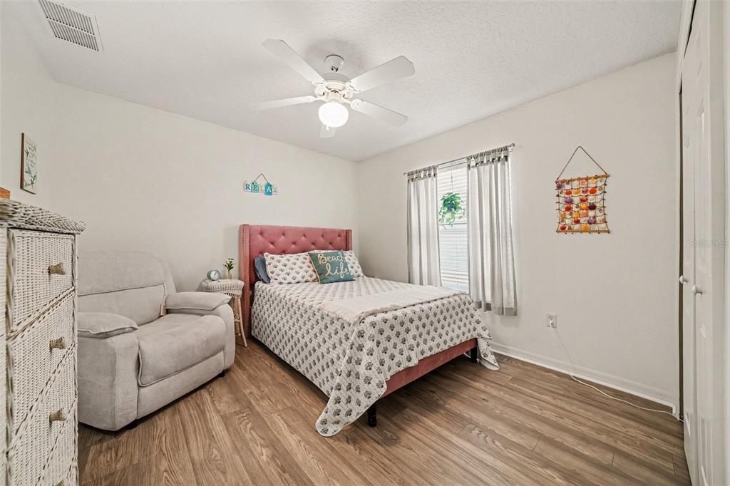 For Sale: $570,000 (5 beds, 3 baths, 2944 Square Feet)