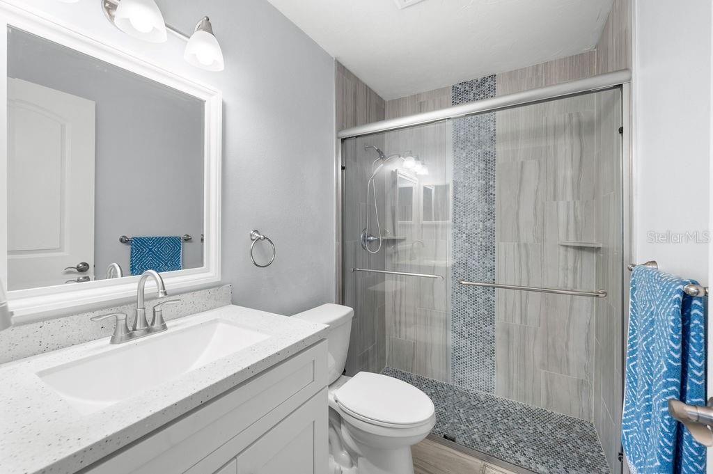 En Venta: $220,000 (2 camas, 2 baños, 1225 Pies cuadrados)