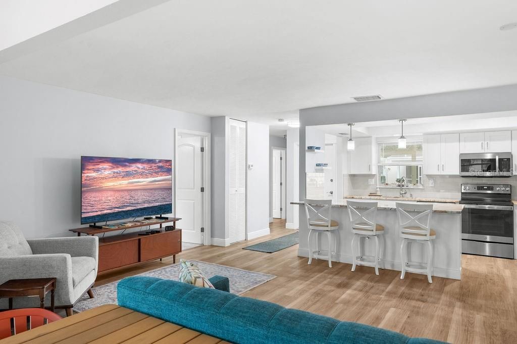 En Venta: $220,000 (2 camas, 2 baños, 1225 Pies cuadrados)