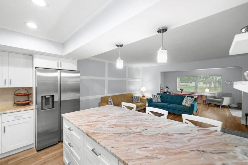 En Venta: $220,000 (2 camas, 2 baños, 1225 Pies cuadrados)