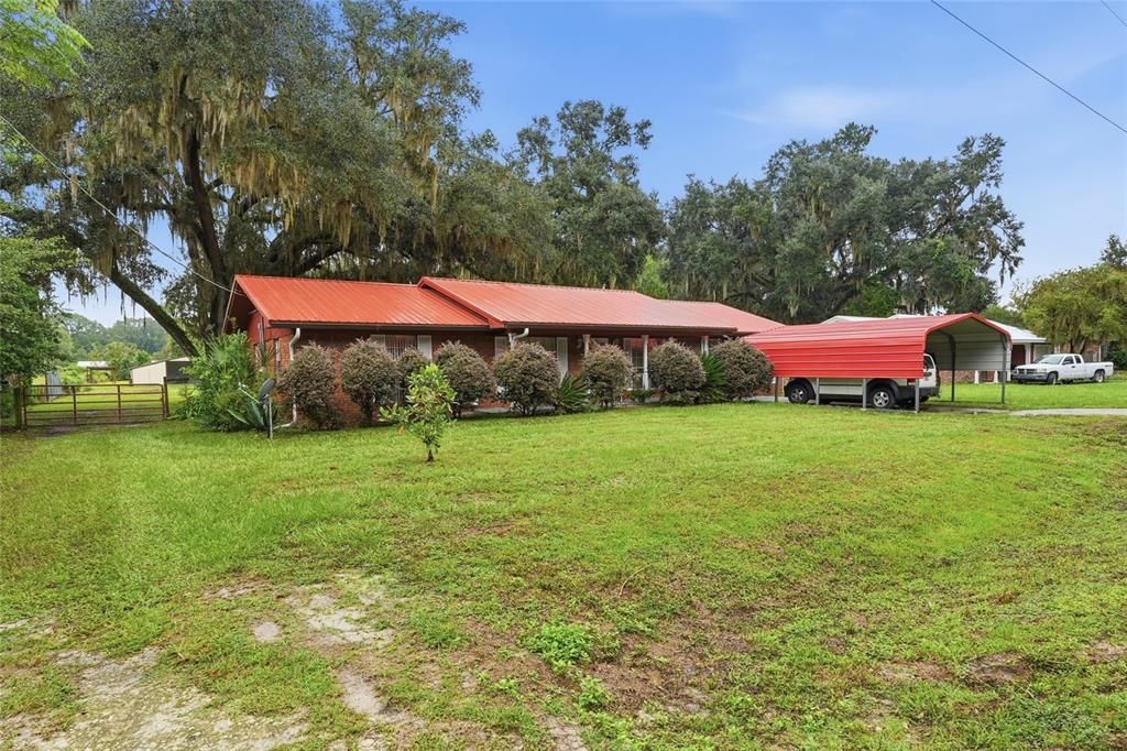 En Venta: $295,000 (3 camas, 2 baños, 1636 Pies cuadrados)