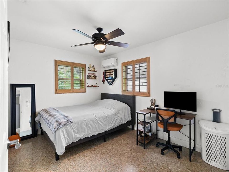 En Venta: $465,000 (3 camas, 2 baños, 1150 Pies cuadrados)