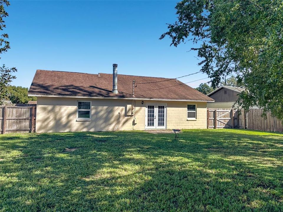 En Venta: $265,000 (3 camas, 2 baños, 1089 Pies cuadrados)