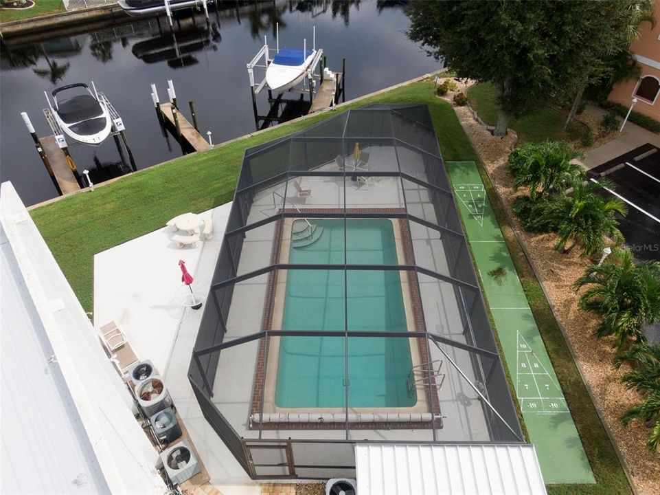 En Venta: $249,900 (2 camas, 2 baños, 1049 Pies cuadrados)