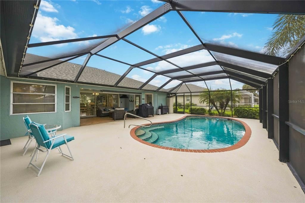For Sale: $459,900 (3 beds, 2 baths, 1874 Square Feet)