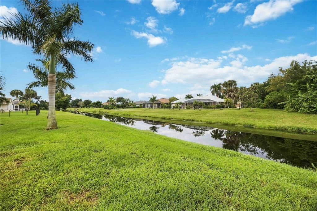For Sale: $459,900 (3 beds, 2 baths, 1874 Square Feet)
