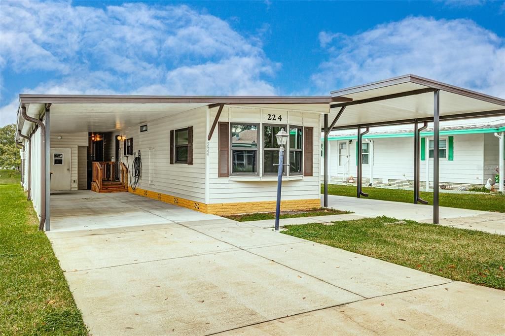На продажу: $189,950 (2 спален, 2 ванн, 1392 Квадратных фут)