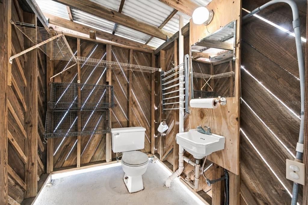 На продажу: $524,900 (3 спален, 2 ванн, 1716 Квадратных фут)